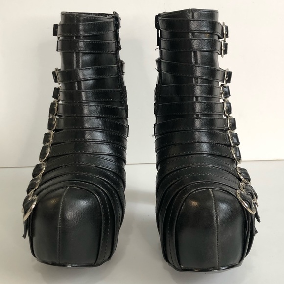 Woman’s black buckle platform zip up ankle boots size 6 - Picture 3 of 13